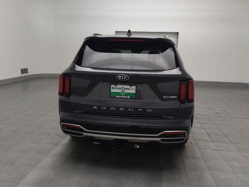 Used 2021 Kia Sorento EX w/ Panoramic Sunroof Package image 7