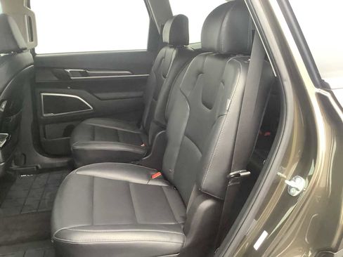 Used 2024 Kia Telluride S w/ S Sunroof Package image 13