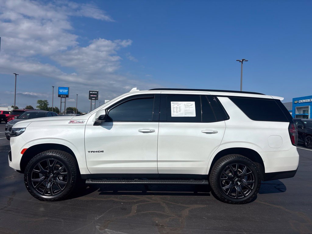 Used 2021 Chevrolet Tahoe Z71 w/ Luxury Package AWD/4WD image 3