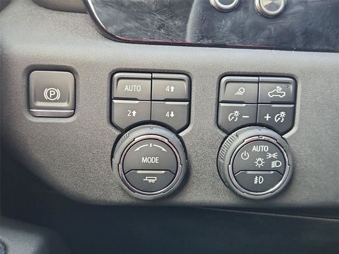 New 2024 Chevrolet Silverado 1500 RST w/ All Star Edition Plus AWD/4WD image 18