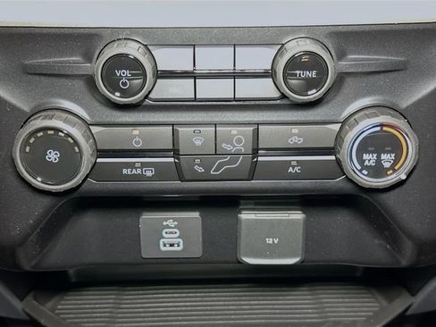 New 2026 Ford F550 4x4 Supercab Super Duty image 10