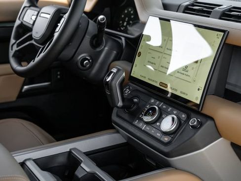 New 2026 Land Rover Defender 110 X AWD/4WD image 31