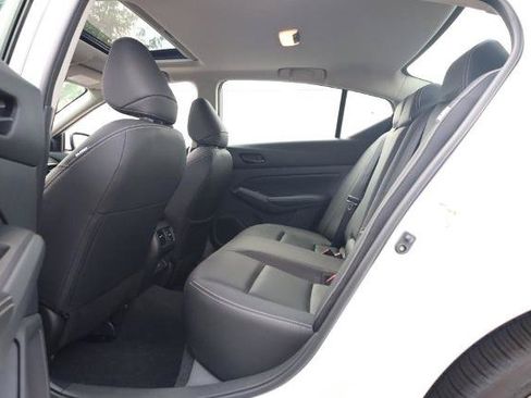 New 2026 Nissan Altima 2.5 SV w/ SV Premium Package FWD image 19
