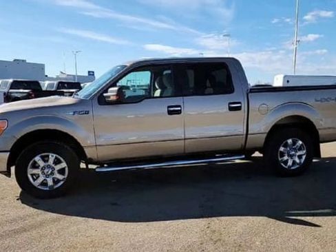 Used 2013 Ford F150 XLT w/ XLT Chrome Pkg image 5