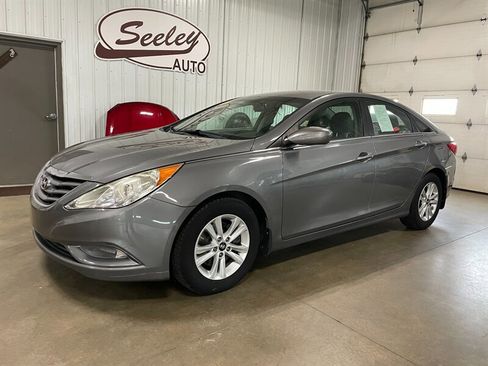 Used 2013 Hyundai Sonata GLS w/ Popular Equipment Pkg FWD image 1