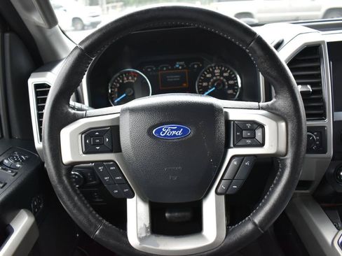 Used 2019 Ford F150 Lariat AWD/4WD image 14