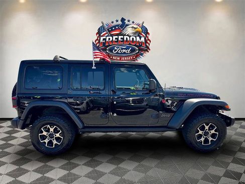 Used 2019 Jeep Wrangler Unlimited Rubicon w/ Dual Top Group AWD/4WD image 3