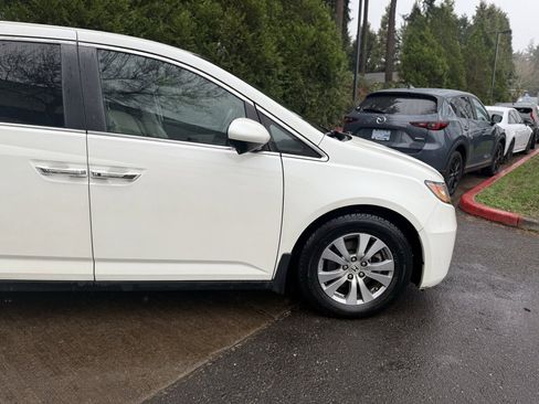 Used 2016 Honda Odyssey EX-L image 18