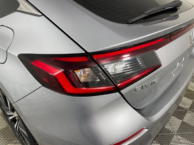 Used 2024 Honda Civic EX-L image 19