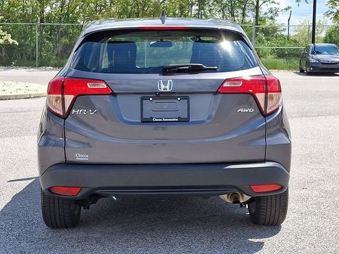 Used 2017 Honda HR-V LX image 8