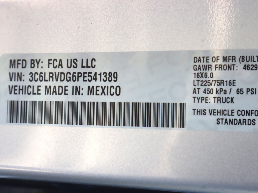 Used 2023 RAM ProMaster 2500 w/ Driver Convenience Group FWD image 37