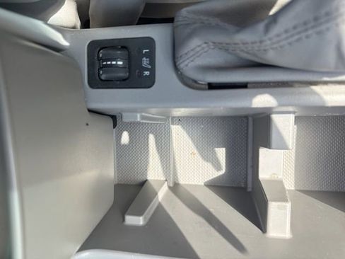 Used 2010 Subaru Forester 2.5X Premium w/ Popular Equipment Group 1A image 20