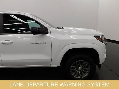 Used 2023 Chevrolet Colorado LT w/ LT Convenience Package II image 19
