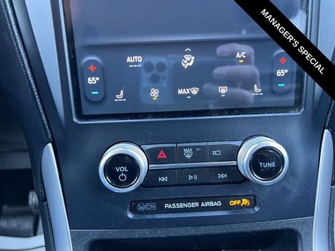 Used 2022 Ford Edge SEL w/ Class II Trailer Tow Package AWD/4WD image 24