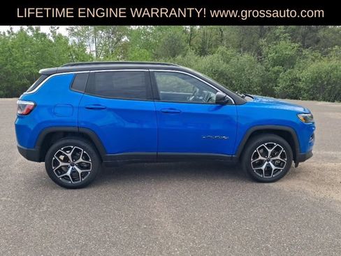 Certified 2025 Jeep Compass Limited AWD/4WD image 6
