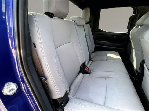 Used 2024 Toyota Tacoma SR5 AWD/4WD image 20
