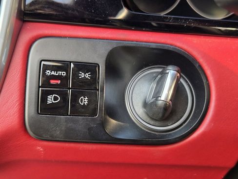 Used 2019 Porsche Cayenne image 27