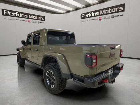 New 2026 Jeep Gladiator Rubicon w/ Steel Bumper Group image 3