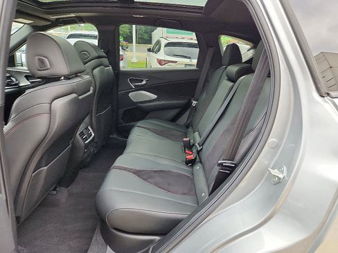 Used 2025 Acura RDX A-Spec image 11