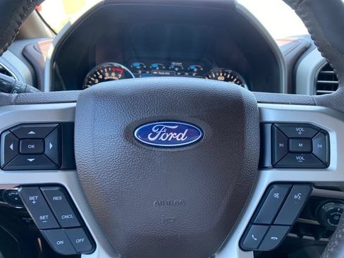 Used 2018 Ford F150 King Ranch w/ Equipment Group 601A Luxury AWD/4WD image 15