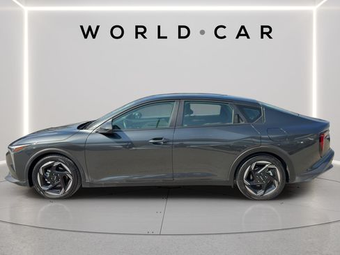 Certified 2025 Kia K4 EX FWD image 4