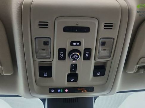 Used 2024 GMC Yukon Denali AWD/4WD image 59