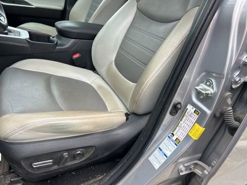 Used 2022 Toyota RAV4 Limited w/ Limited Grade Weather Package image 14