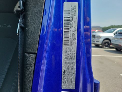 Used 2018 Jeep Wrangler Unlimited Sahara AWD/4WD image 40