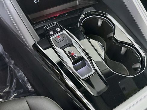 Used 2025 Audi Q5 Premium w/ Convenience Package AWD/4WD image 19