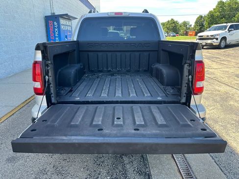 Used 2007 Ford Explorer Sport Trac XLT RWD image 9