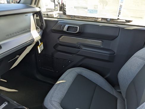 New 2025 Ford Bronco image 16