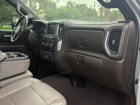 Used 2020 Chevrolet Silverado 3500 LTZ w/ Gooseneck/5TH Wheel Package AWD/4WD image 9