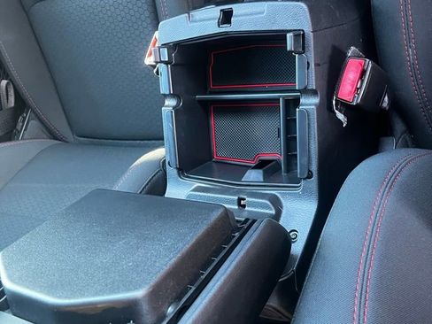 Used 2021 Jeep Gladiator Rubicon image 35