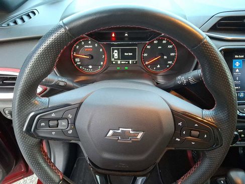 Certified 2023 Chevrolet TrailBlazer RS w/ Convenience Package image 18