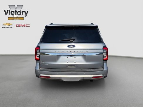 Used 2022 Ford Expedition Limited AWD/4WD image 5