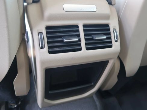Used 2019 Land Rover Range Rover Evoque AWD/4WD image 43
