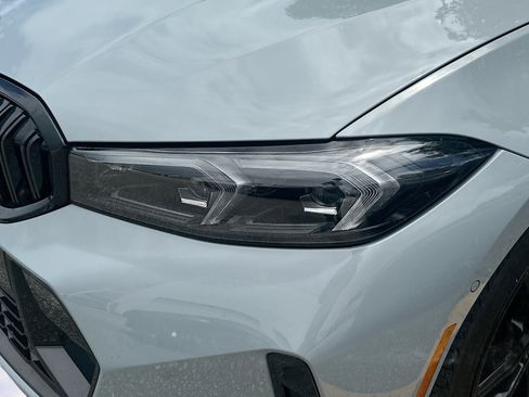 Used 2023 BMW 330i Sedan w/ M Sport Package image 6