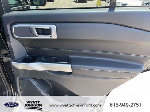 Certified 2022 Ford Explorer XLT AWD/4WD image 24