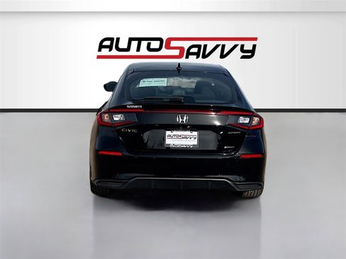 Used 2025 Honda Civic Sport image 6