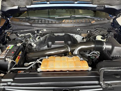 Used 2018 Ford F150 Raptor w/ Equipment Group 802A Luxury image 16