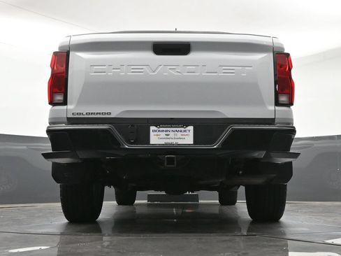 Used 2023 Chevrolet Colorado W/T RWD image 26