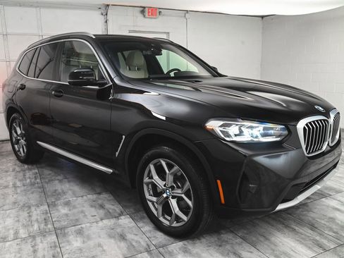 Used 2024 BMW X3 xDrive30i AWD/4WD image 3