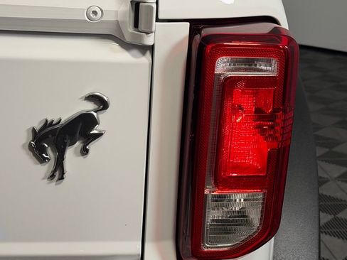 Used 2025 Ford Bronco Big Bend image 13