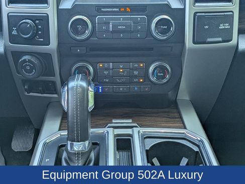 Used 2018 Ford F150 Lariat w/ Equipment Group 502A Luxury AWD/4WD image 21