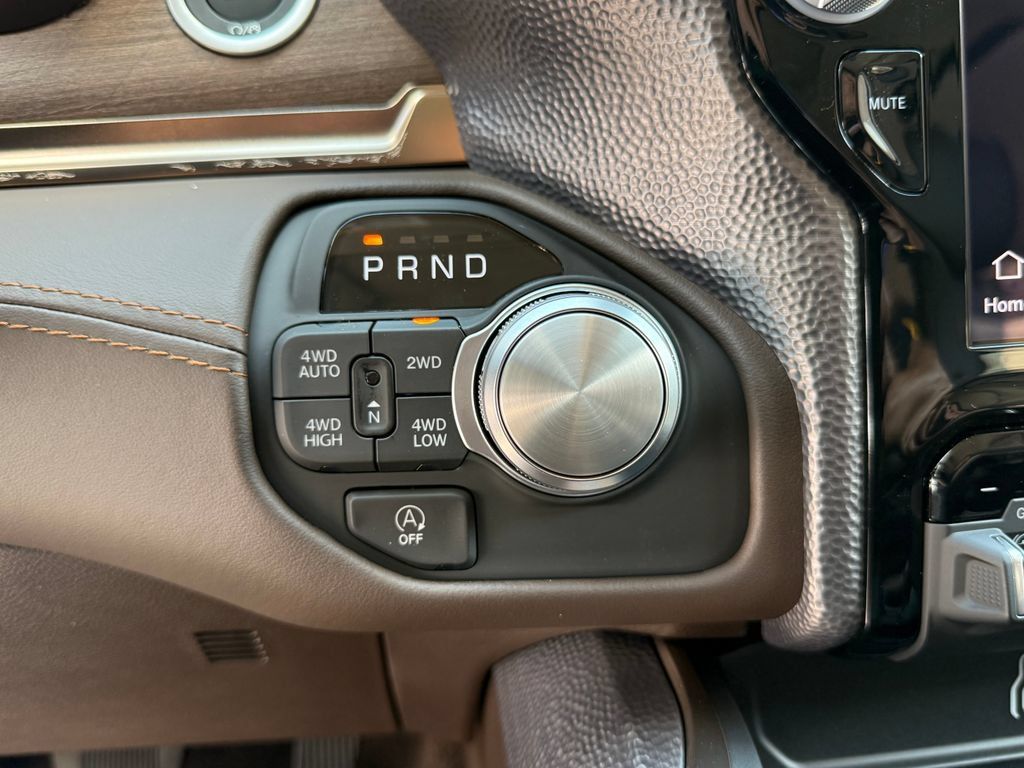 New 2026 RAM 1500 Limited w/ Trailer Tow Group AWD/4WD image 11