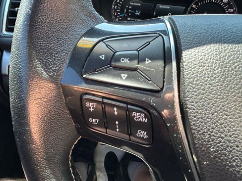 Used 2018 Ford Explorer Platinum AWD/4WD image 19