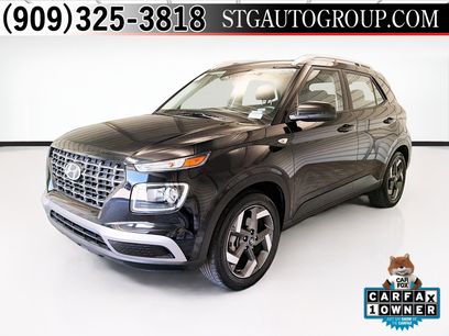 Used 2025 Hyundai Venue SEL