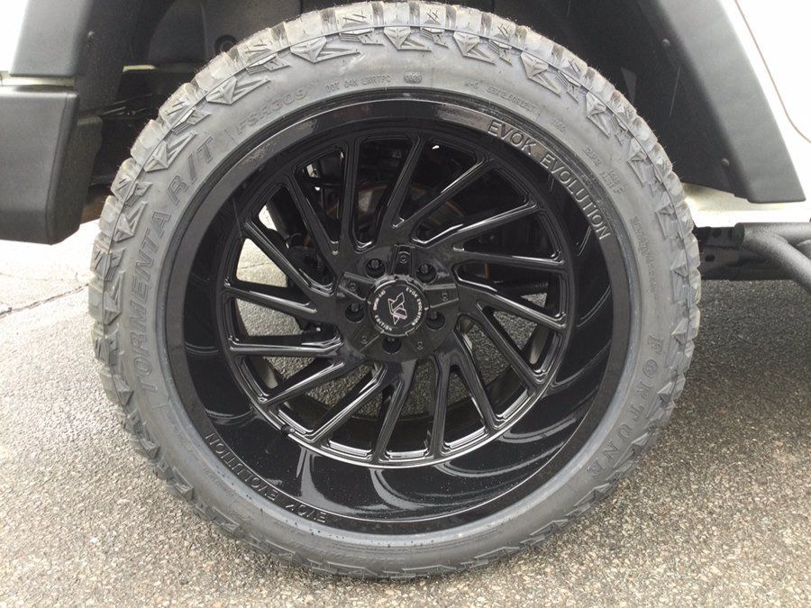 Used 2017 Jeep Wrangler Unlimited Sport AWD/4WD image 32