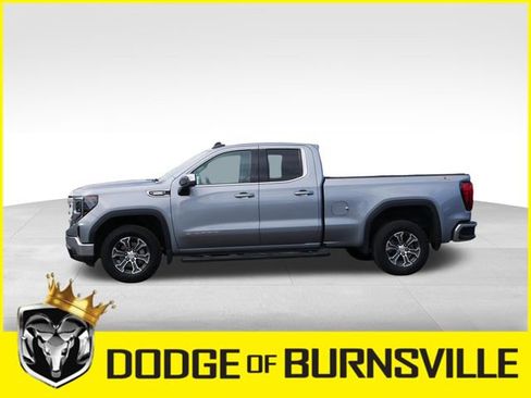 Used 2023 GMC Sierra 1500 SLE image 4
