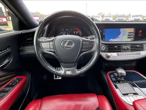Used 2018 Lexus LS 500 F Sport w/ Accessory Package (Z2) image 5